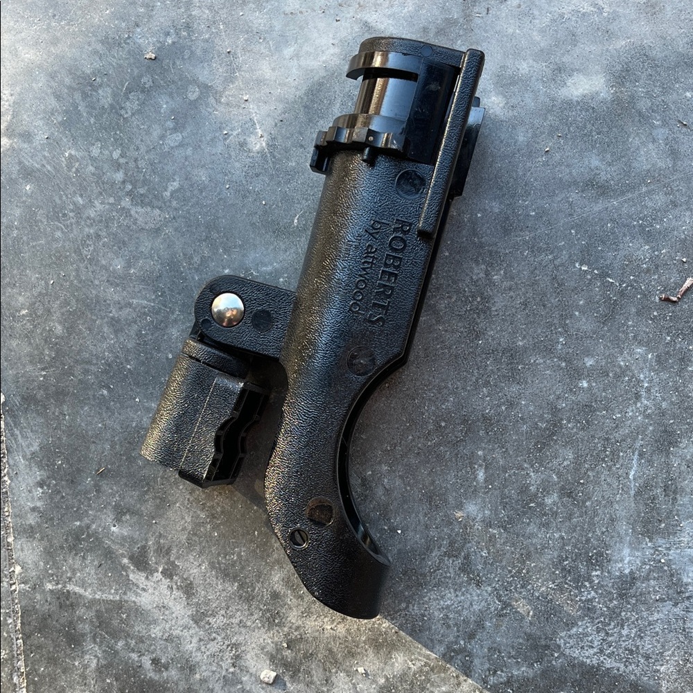 Robert’s by Atwood fishing rod holder